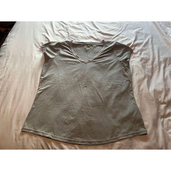 Xersion Grey T-Shirt Woman’s Size XXL - Flaw - Picture 1 of 11